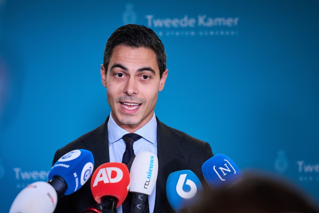 Niederlande-Minderheitskoalition-steht-Abkommen-vorgelegt