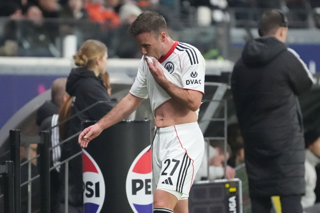 -Beschissen-G-tze-spricht-vor-Riera-Start-Klartext