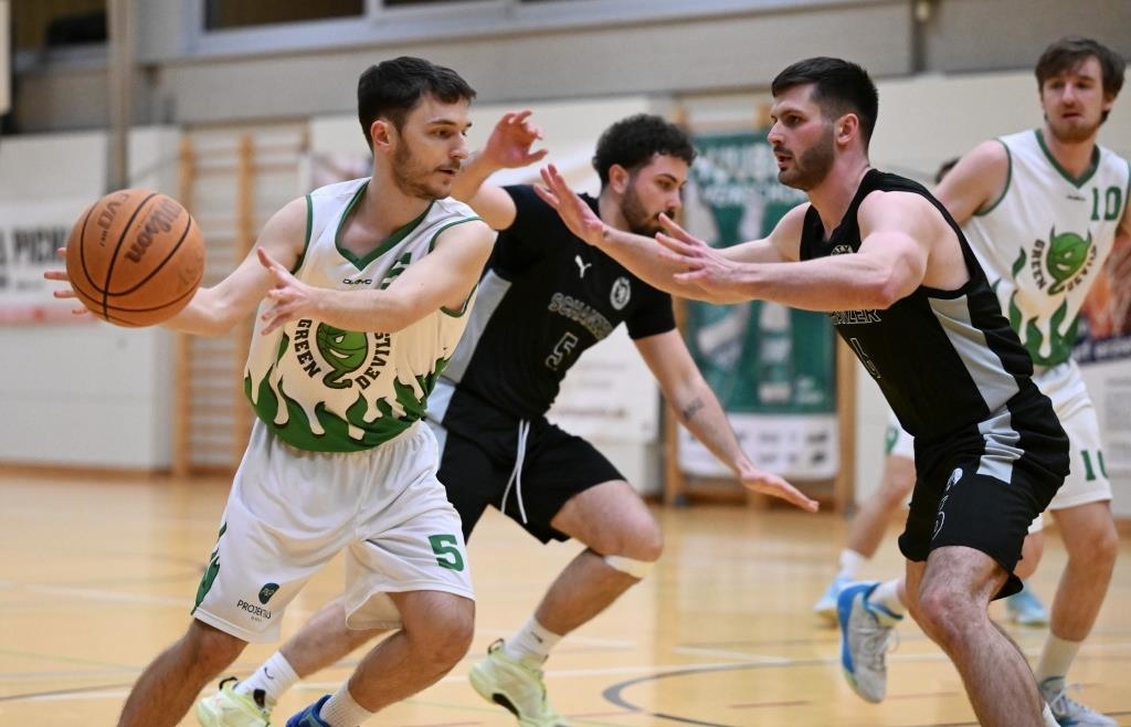 Erfolgreicher-Auftakt-der-Heimspielserie-Green-Devils-Schrobenhausen-schlagen-MTV-Ingolstadt