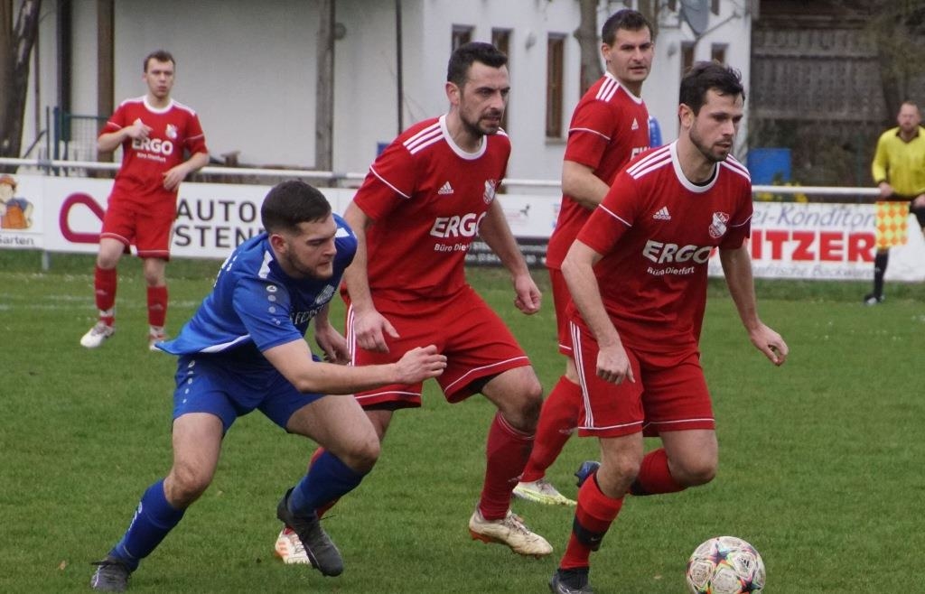 tsv-dietfurt-belohnt-sich-in-lorenzen-f-r-seine-geduld-und-verl-sst-die