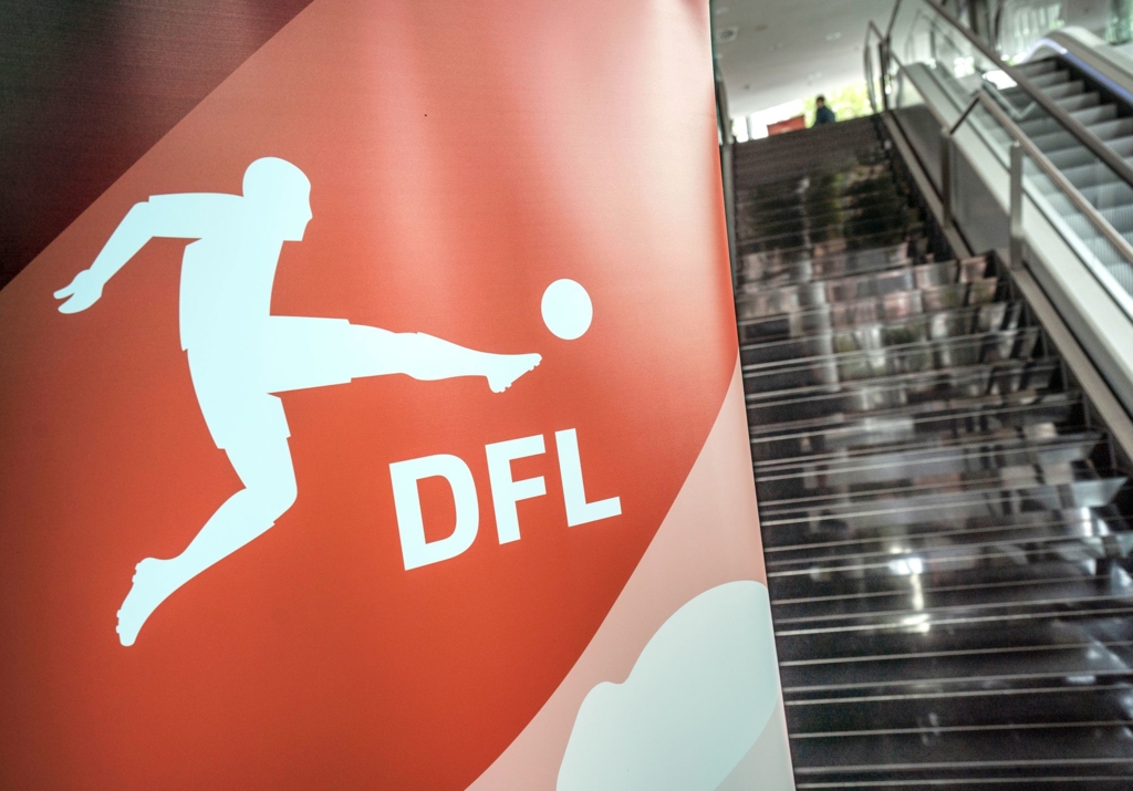 Warum-die-Fu-ball-Bundesliga-auch-am-Donnerstag-spielt