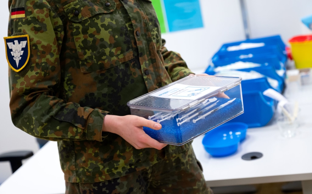 Soldat-verweigert-Corona-Impfung-bisher-straffrei