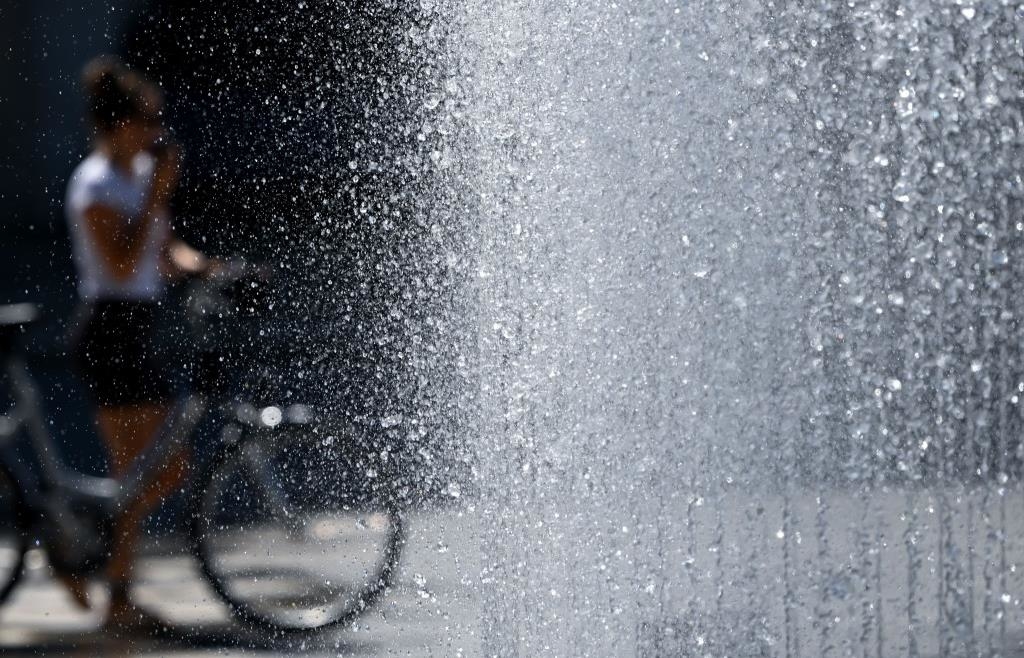 Bis zu 37 Grad: Es bleibt heiß in Bayern – aber Schauer und Gewitter ...