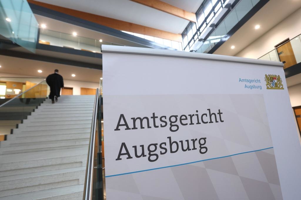 Court proceedings against FC Augsburg discontinued in return for a fine
