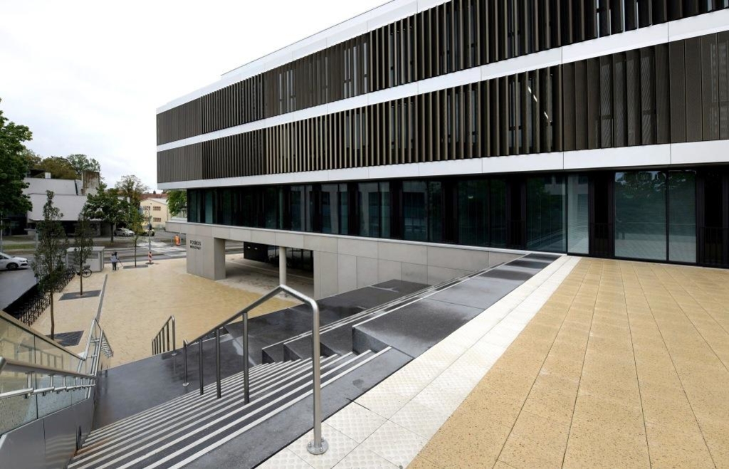 Infoabende zu den Schularten FOS/BOS in Ingolstadt