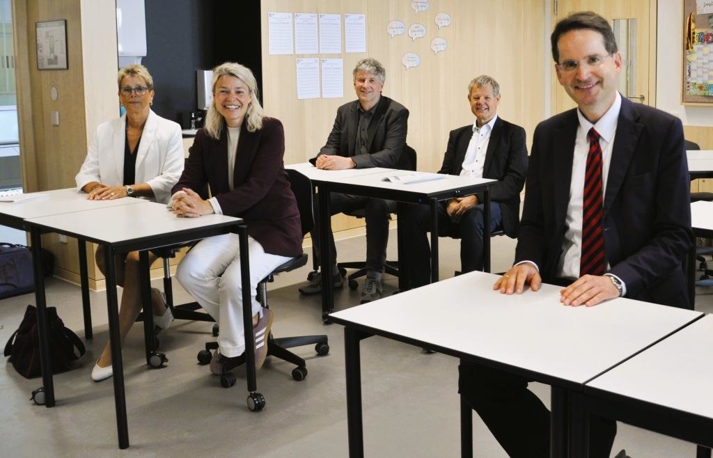 Ingolstadt's mayor avoids discussion about problems in schools: This ...