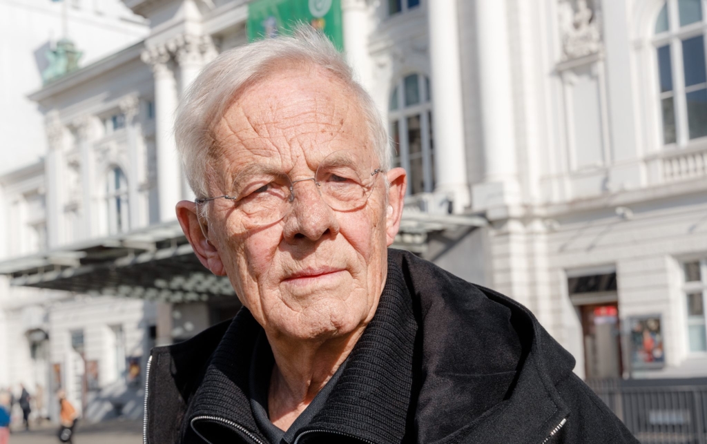 Schauspieler-mit-politischer-Botschaft-Rolf-Becker-ist-tot