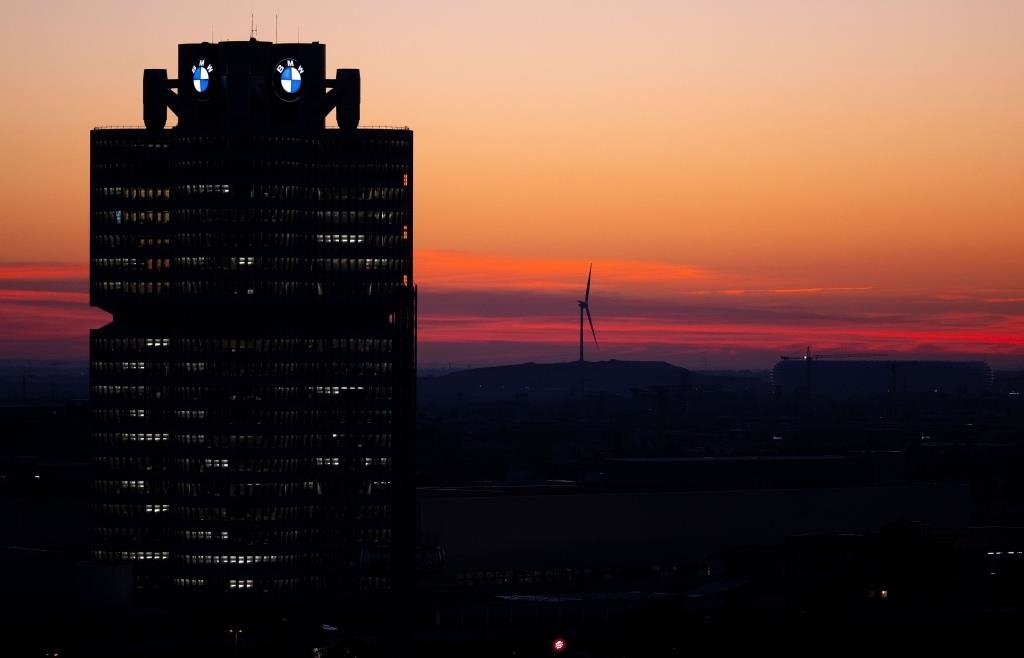 Krise in der Autoindustrie: BMW baut weltweit 8000 Jobs ab