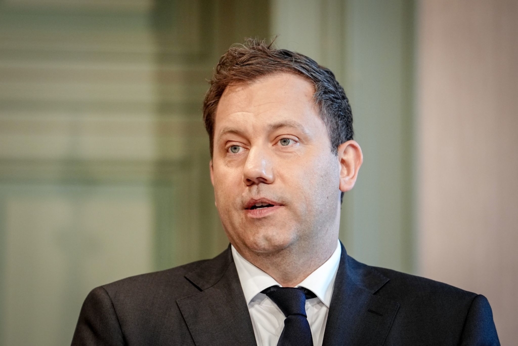 Internationale-Gespr-che-ber-kritische-Rohstoffe