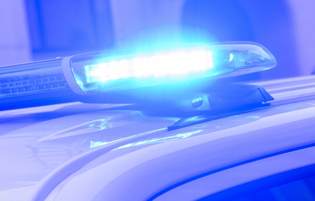 Rollender-Bus-klemmt-57-Jahre-alten-Fahrer-ein