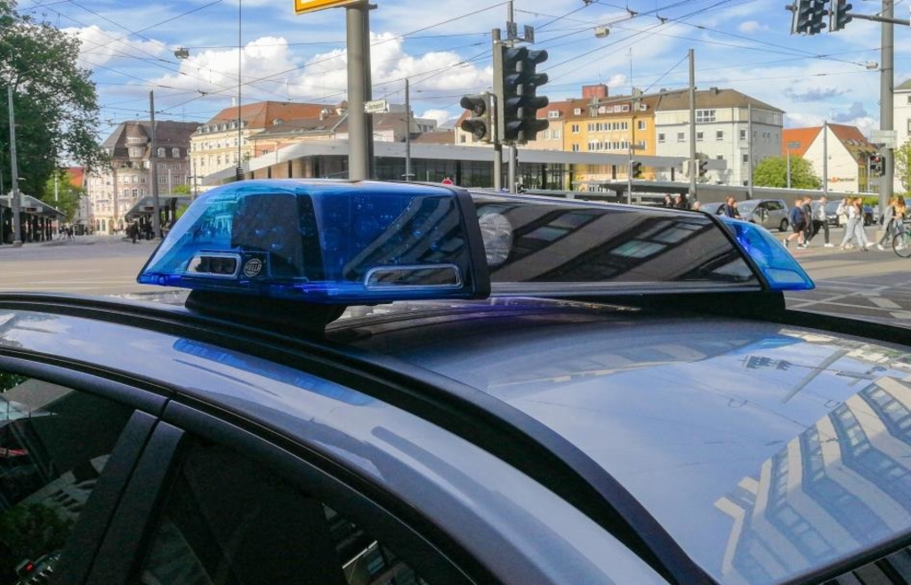 Unidentified dead man found in Gersthofen: Police release photos to ...