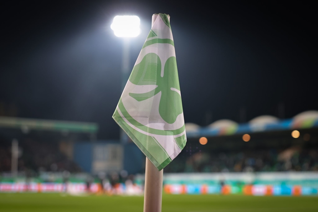 f-rth-bindet-nachwuchsspieler-marita-mit-erstem-profivertrag