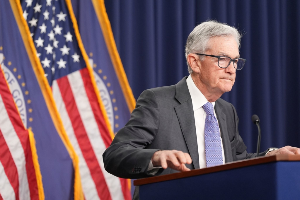 US-Notenbank-tritt-auf-die-Bremse-Leitzins-bleibt-stabil