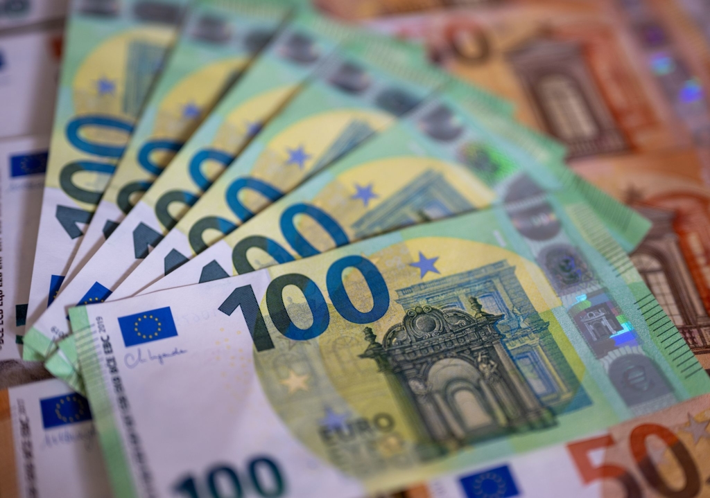Mehr-als-jeder-Dritte-verdient-in-Vollzeit-unter-3-500-Euro