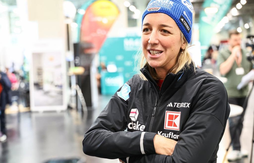 Neun-Stunden-mit-dem-E-Auto-zur-ck-in-den-Weltcup-Biathletin-Franziska-Preu-will-Reset-Knopf-dr-cken