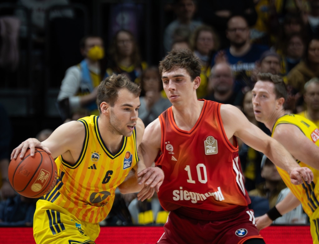 FC-Bayern-baut-gegen-Braunschweig-Siegesserie-aus