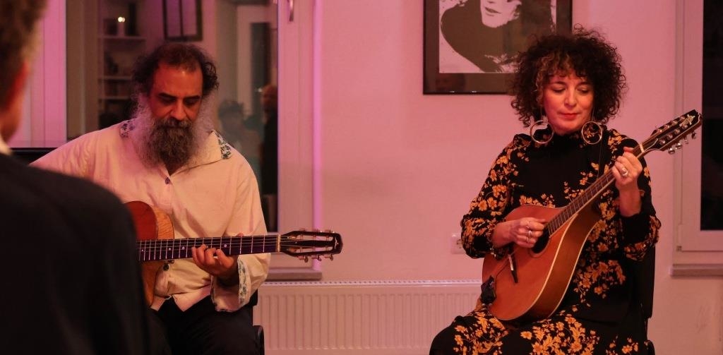 Duane-Andrews-und-Erin-Power-pr-sentieren-Musik-und-Geschichte-der-Insel