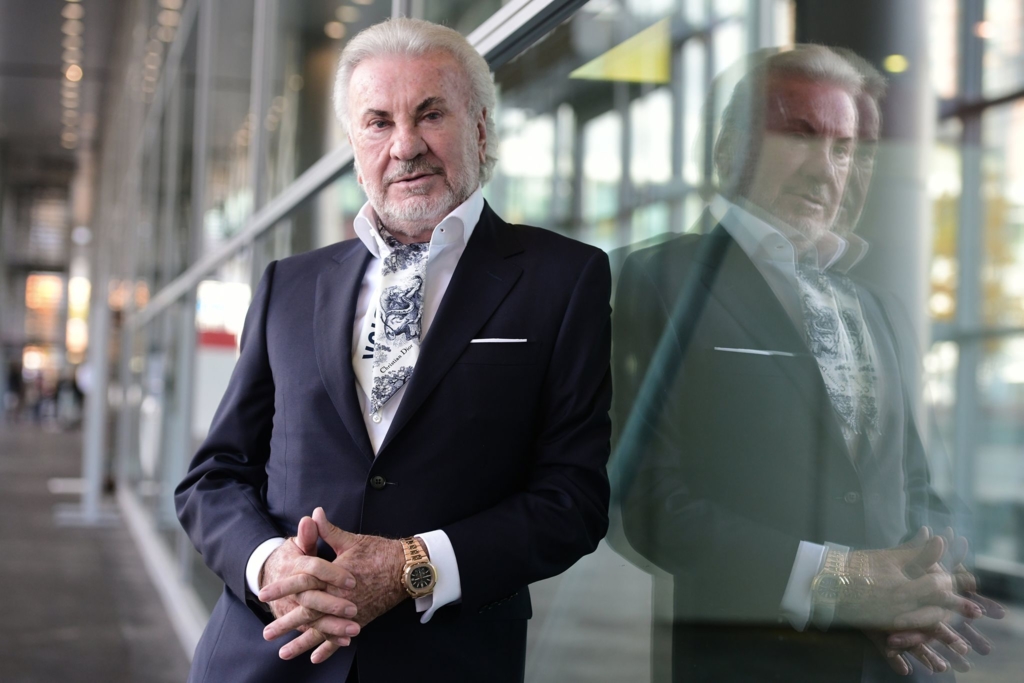 Medien-Ex-Schumacher-Manager-Weber-gefesselt-und-ausgeraubt