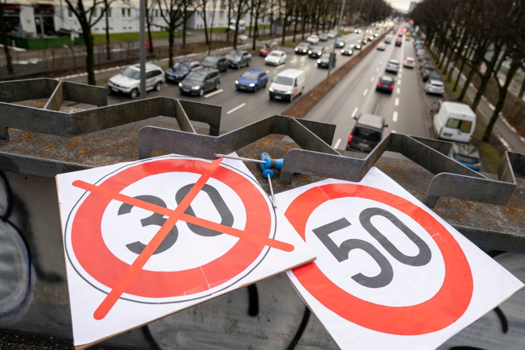 Umwelthilfe-will-gegen-Tempo-50-am-Mittleren-Ring-k-mpfen