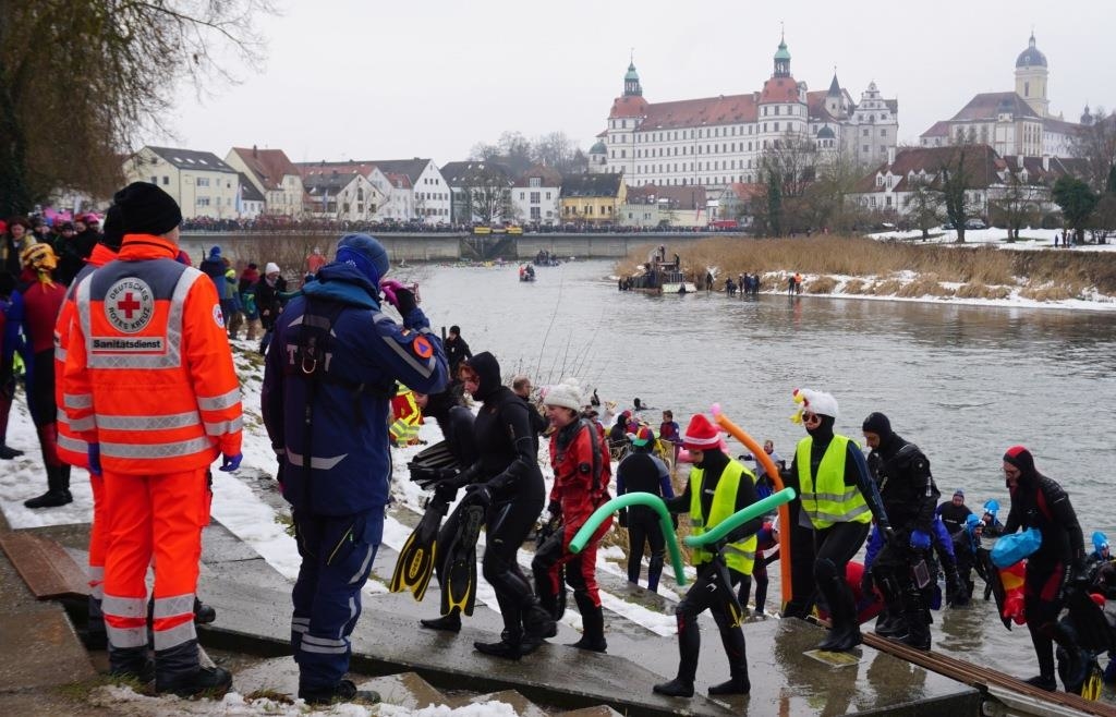 Wasserwacht Neuburg Donauschwimmen