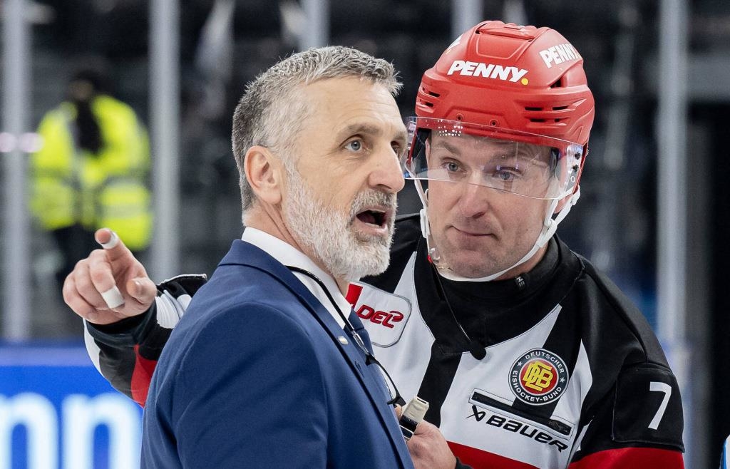 Mark French über Stolz auf sein Team, Defensivprobleme und das Drama um ...