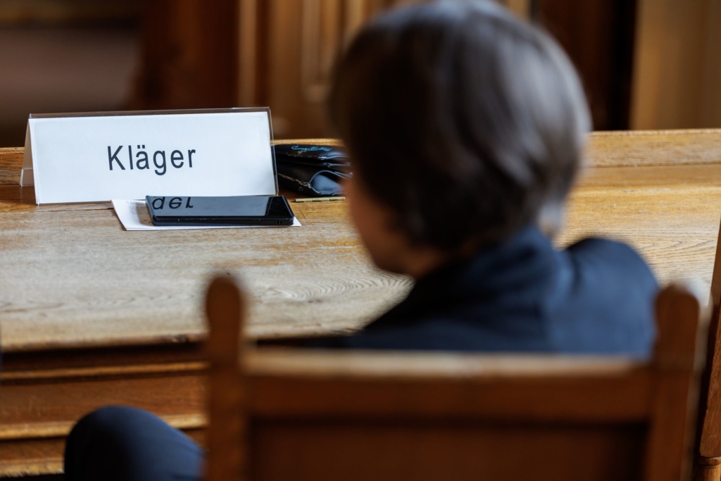 Klage-um-m-glichen-Corona-Impfschaden-geht-in-n-chste-Etappe