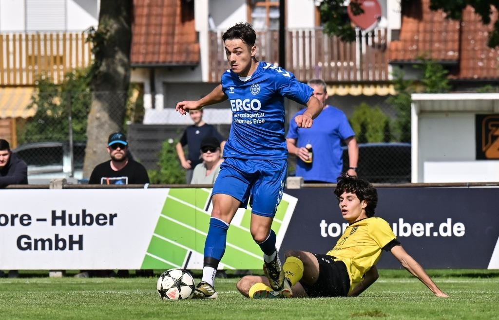 Wie-einst-Papa-J-rgen-Broncel-so-hnlich-jetzt-Filius-Luca-Broncel