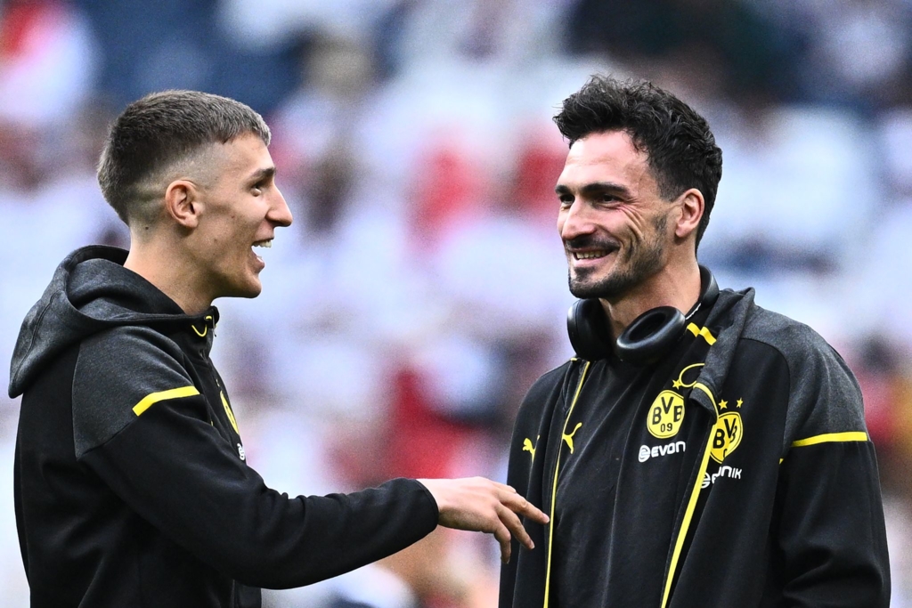 Hummels-wei-was-Schlotterbeck-will-Bayern-so-gierig-