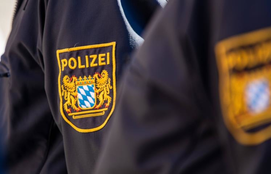 Betrunkener-randaliert-in-Ingolst-dter-Tankstelle-und-muss-zum-Ausn-chtern-in-Polizeigewahrsam