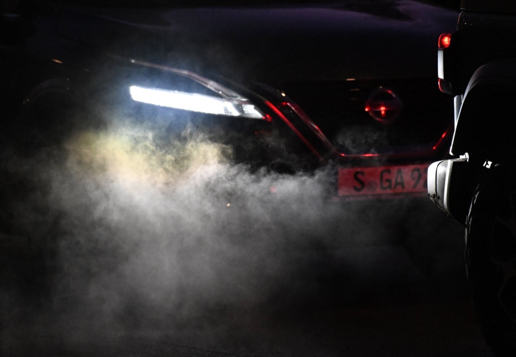 Zwei-Drittel-der-Bundesb-rger-f-r-Abkehr-von-Verbrenner-Aus