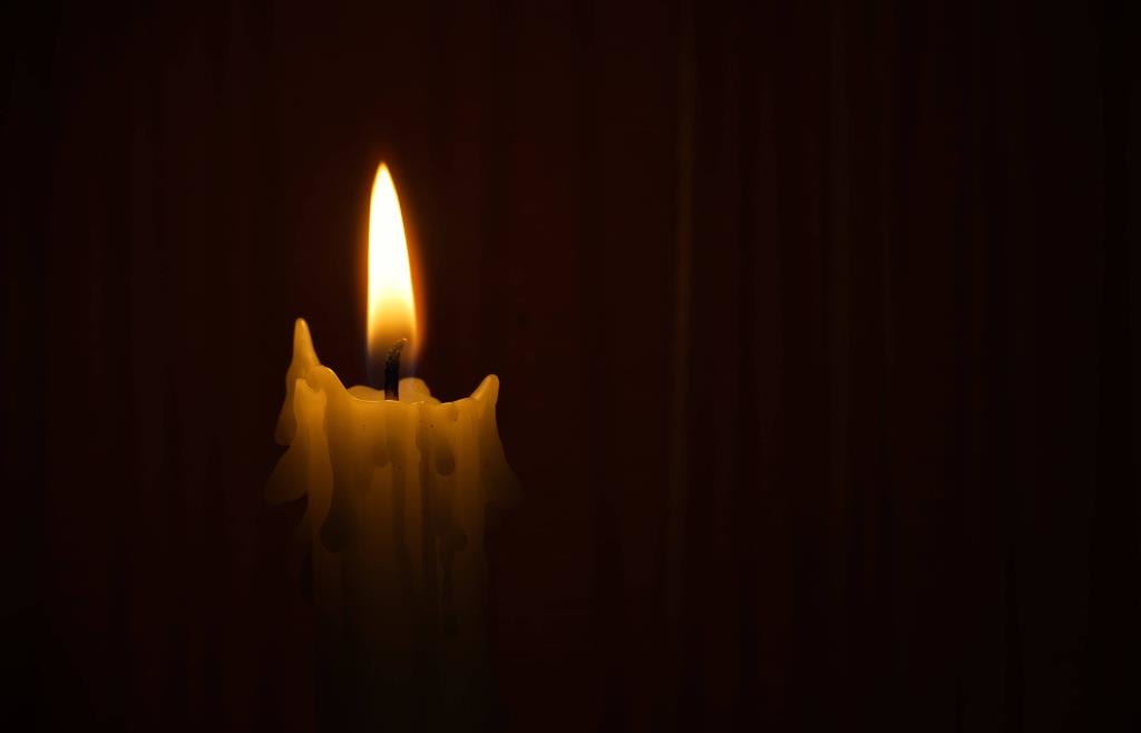 Trauer-um-verstorbene-Kinder-Ingolst-dter-Familienverein-Elisa-l-dt-zu-Gedenkfeier-ein