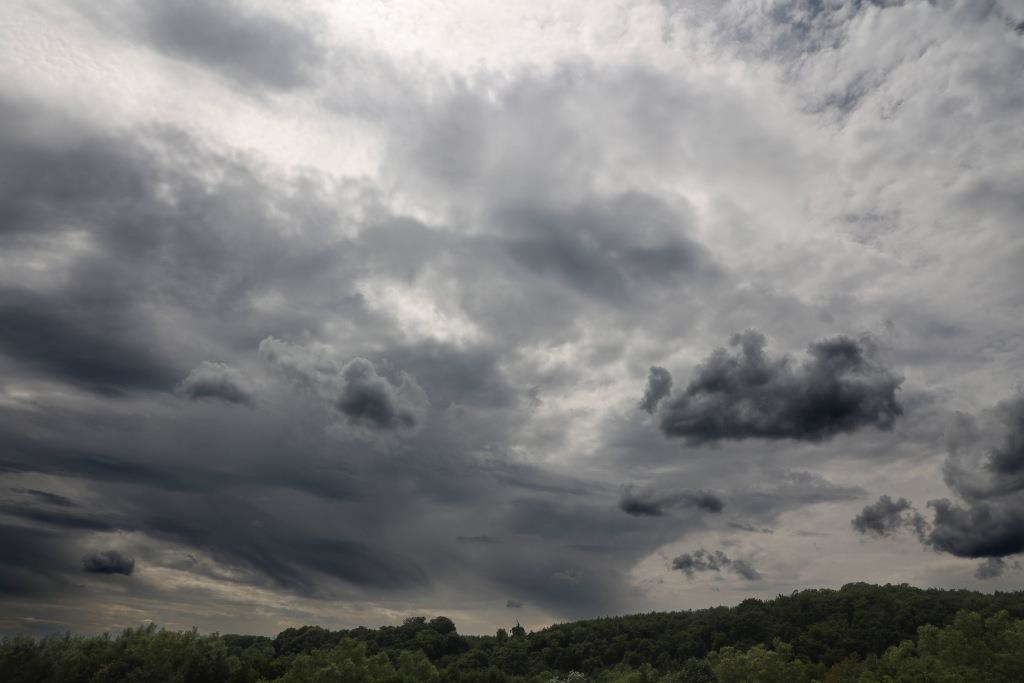 Trotz-vereinzelter-Unwetter-in-der-Region-Polizei-mit-ruhiger-Nacht
