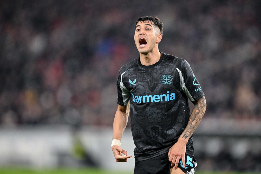 Leverkusens-Palacios-wieder-fit-Wie-ein-L-we-im-K-fig-