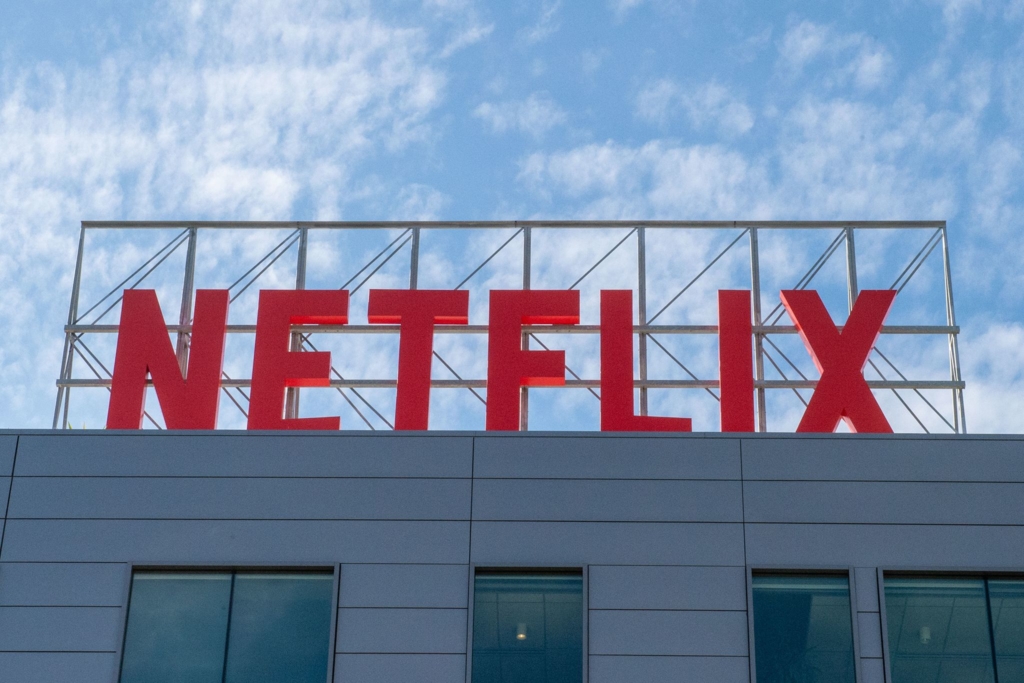 Netflix-mit-mehr-als-325-Millionen-Kunden