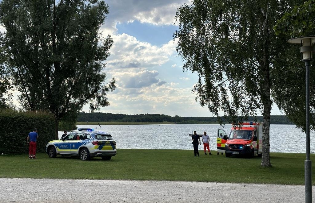 Tödlicher Badeunfall am Rothsee 77Jähriger ertrunken