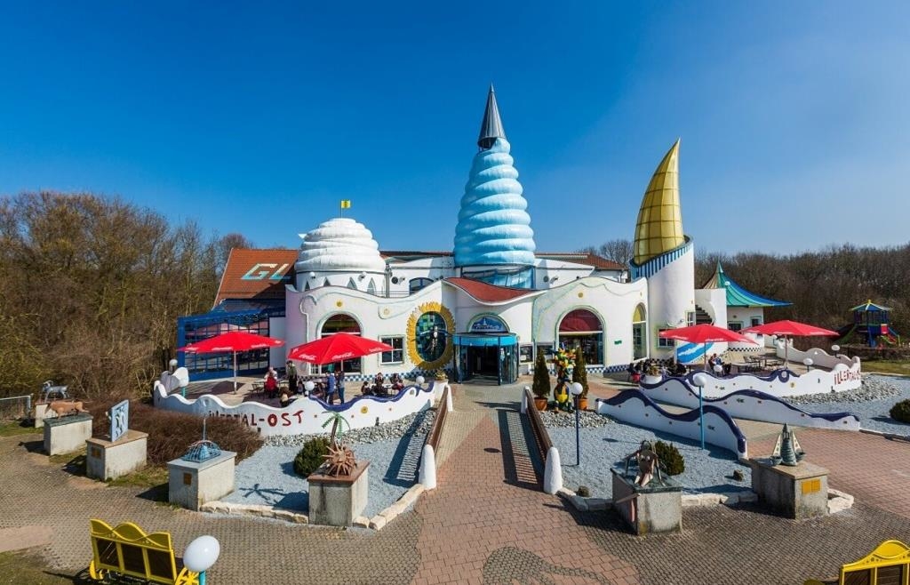 Germany's most unusual rest stop: Art instead of a coffee break on the ...