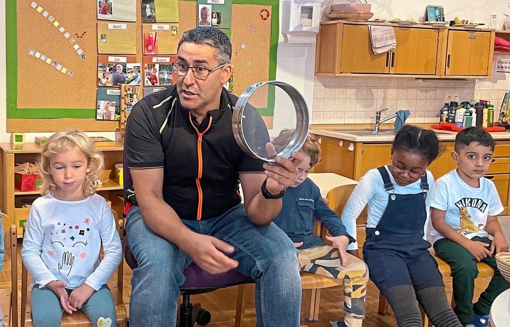 Beilngrieser Kindergartenkinder für den Beruf des Bäckers begeistert