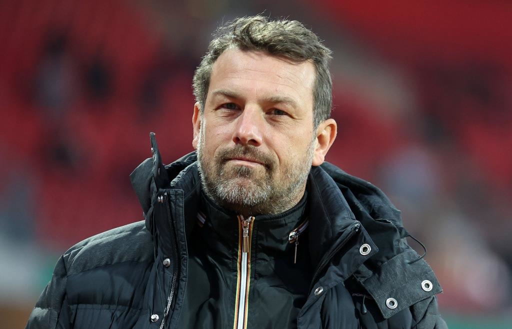 Campus-Leitung-Wiesinger-Wechsel-zu-Bayern-offenbar-fix-So-denkt-Markus-Weinzierl-ber-seine-Zukunft