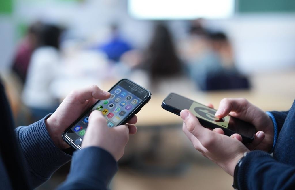 TikTok, Instagram, Snapchat: Soon to be taboo for children under 13
