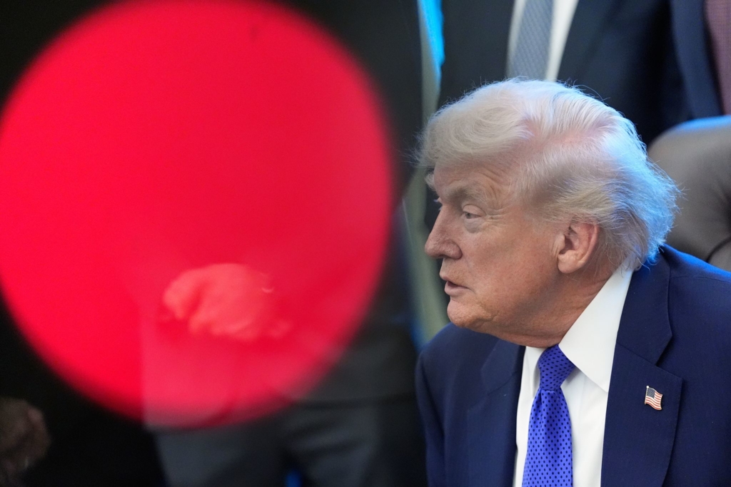 Trump-will-eine-Milliarde-Dollar-von-Elite-Uni-Harvard