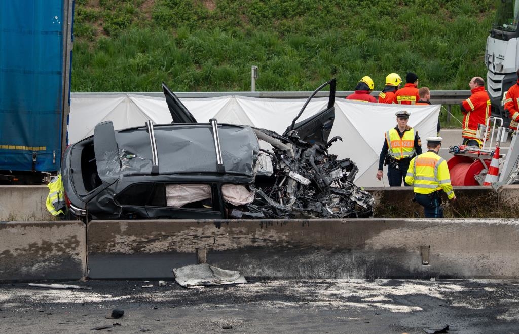 Nach-t-dlichem-Unfall-auf-A9-Lkw-Fahrer-zu-Haftstrafe-verurteilt