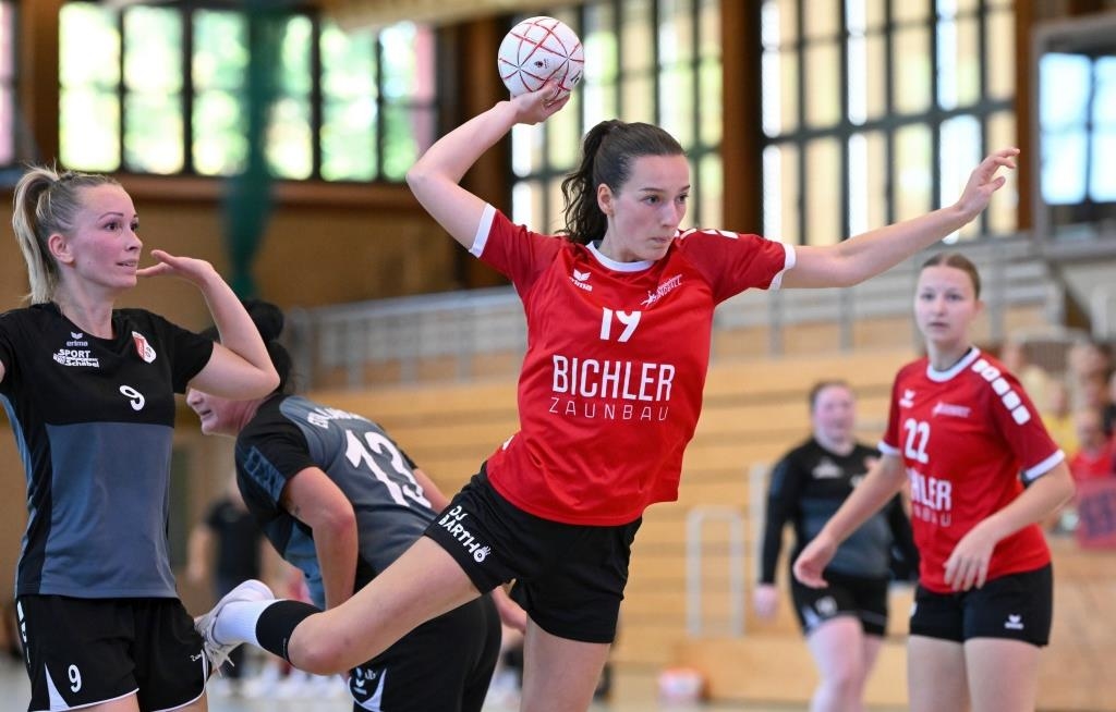 Piłkarki ręczne SSV Schrobenhausen zapraszają na szlagierowe spotkanie w "Dreifachtempel"