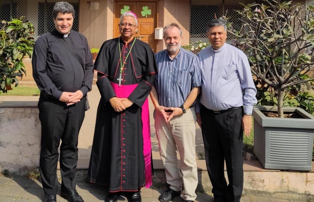 Eichst-tter-Delegation-bei-Bischofsweihe-in-Indien-dabei