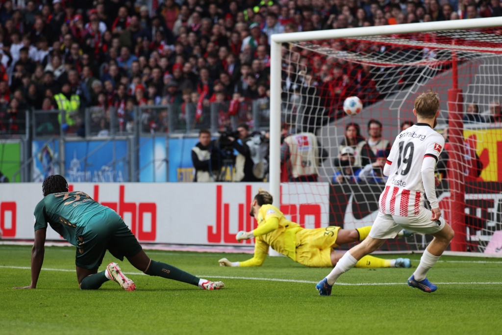 Zehn-Freiburger-verderben-Thioune-Deb-t-f-r-Werder-Bremen