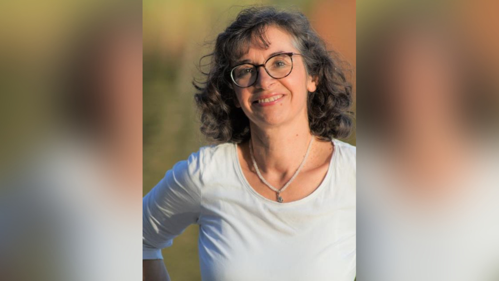 Sandizeller-Heilpraktikerin-Angela-Karl-ber-Licht-und-Schatten-im-November