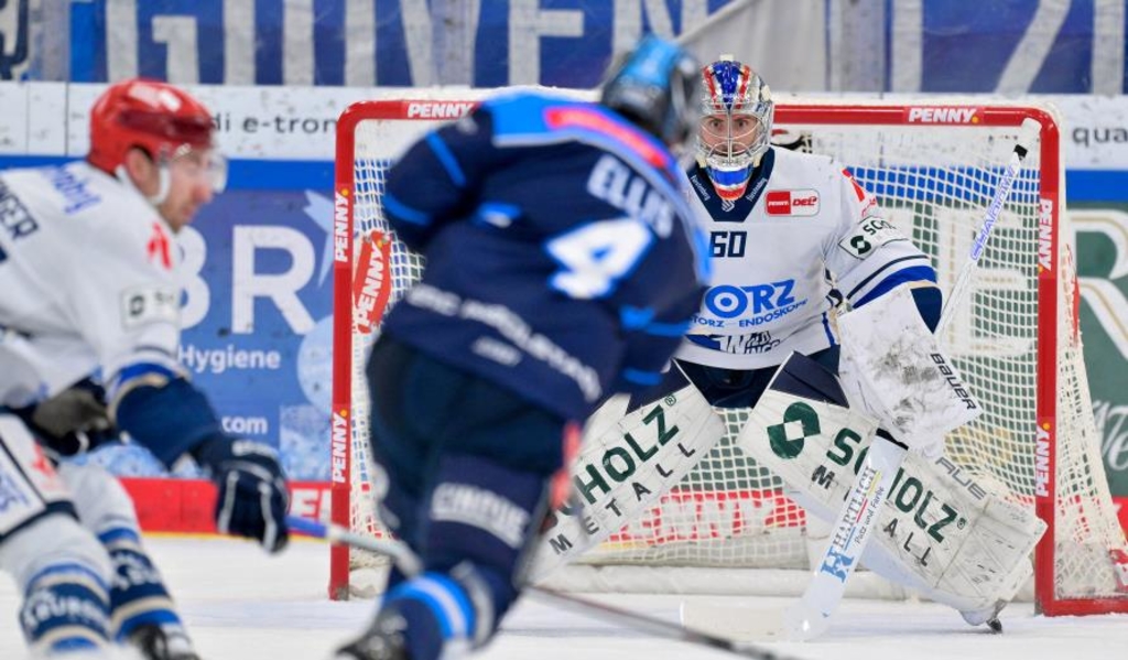 Samir-Kharboutli-schie-t-ERC-Ingolstadt-nach-monatelanger-Verletzungspause-zum-4-1-gegen-Schwenningen