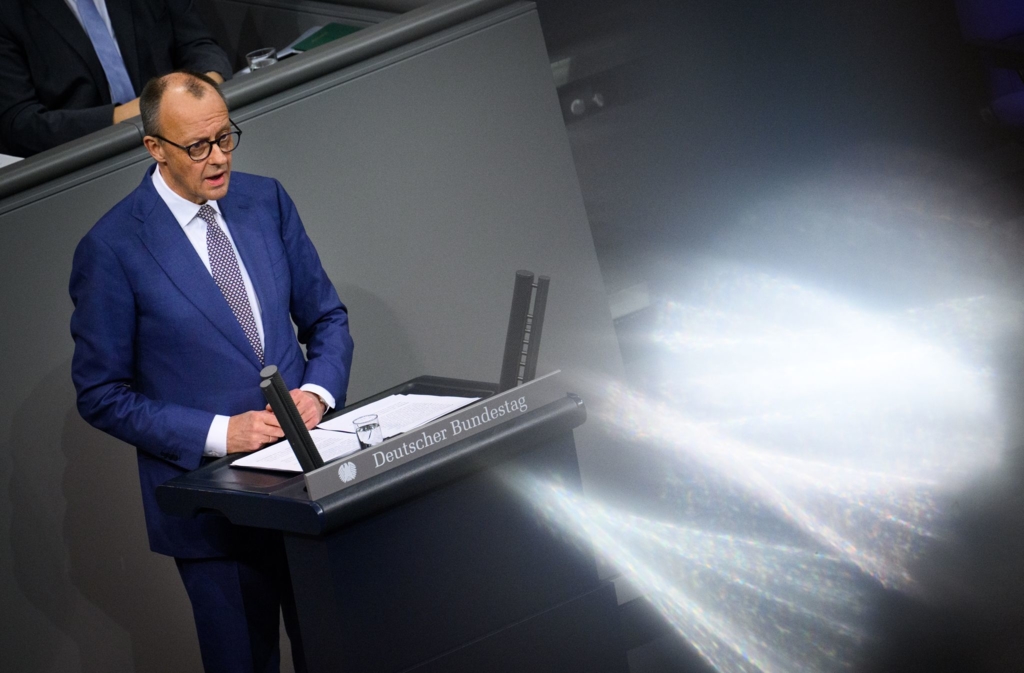 Merz-Partner-sind-keine-Untergebenen