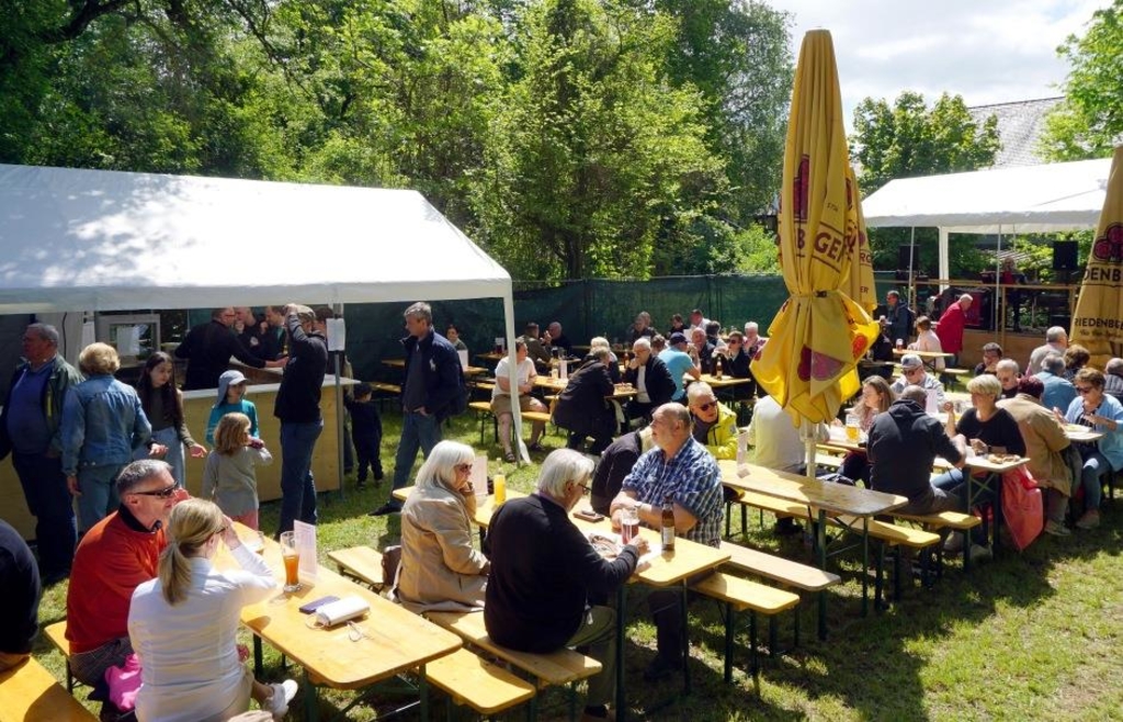 Fischerfest am Auwaldsee am Eröffnungstag gut besucht
