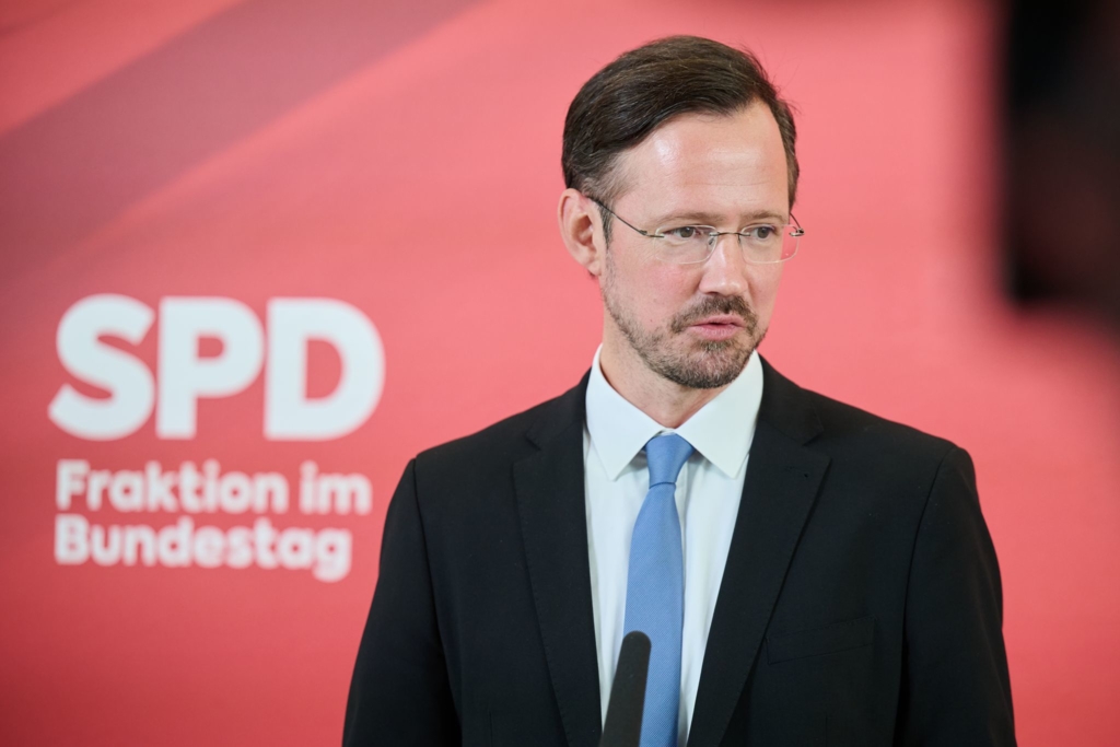 Arbeitgeber-gegen-geplante-M-tterrente-SPD-bekr-ftigt-Kurs