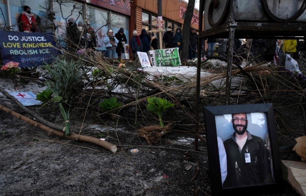 Nach-erneuten-t-dlichen-Sch-ssen-in-Minneapolis-Handy-Videos-im-Fokus-der-ICE-Proteste